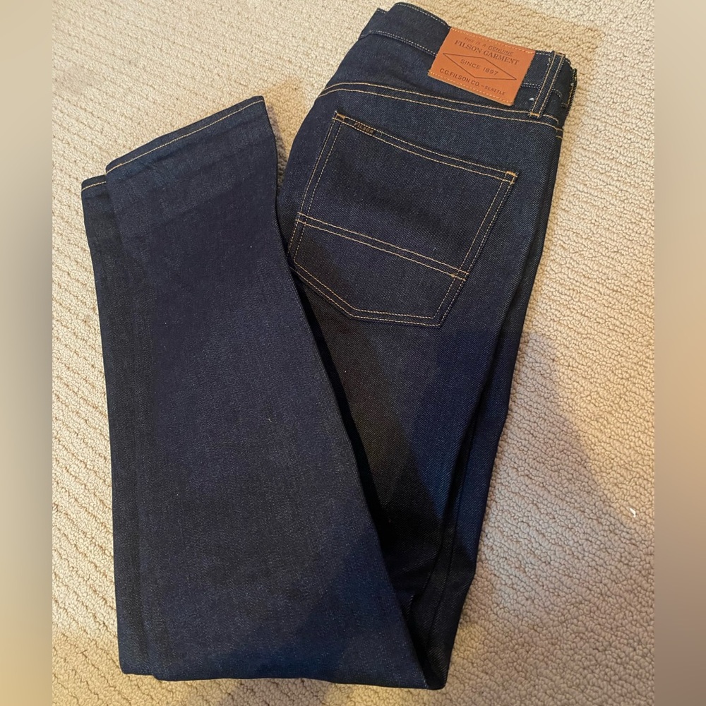 Men's Dark Blue Jeans